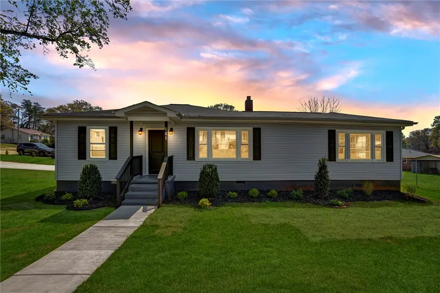 101 Mark Street, Easley, SC 29640 - #2