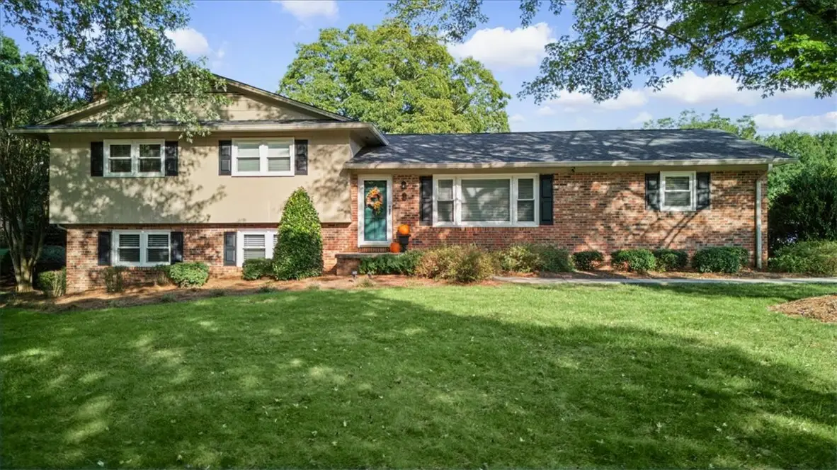 430 Lakeview Drive, Liberty, SC 29657 - #1