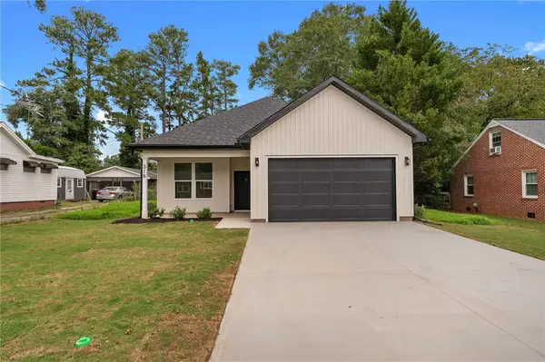 318 W Fredericks Street, Anderson, SC 29625