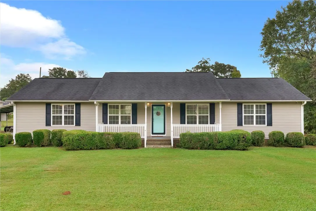 102 Arthur Avenue, Abbeville, SC 29620 - #1