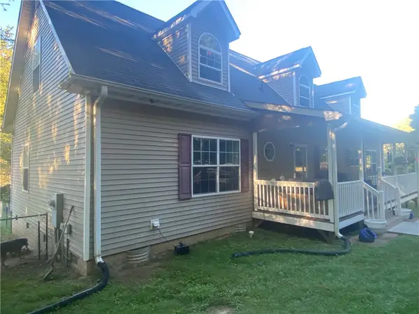606 Beaver Dam Road, Marietta, SC 29661