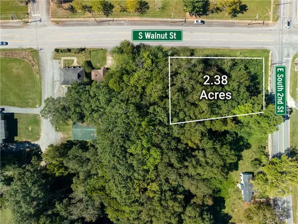 203 S. Walnut Street, Seneca, SC 29678