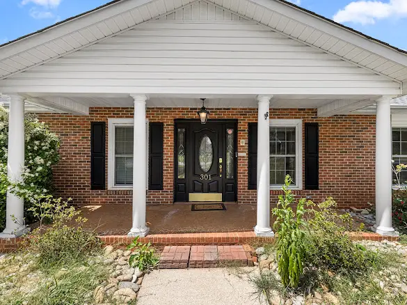 301 Woodlake Road, Anderson, SC 29621