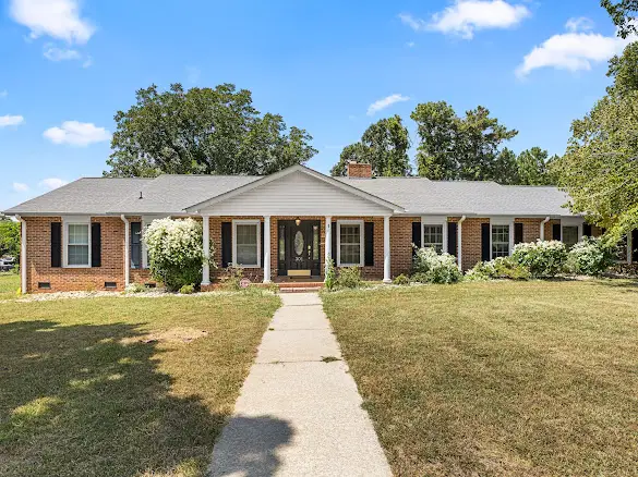301 Woodlake Road, Anderson, SC 29621 - #2