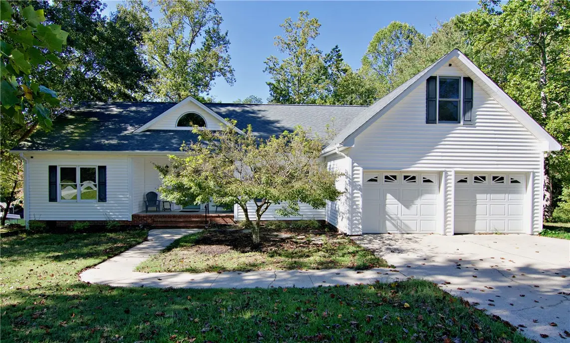 206 Petty Road, Seneca, SC 29672 - #1