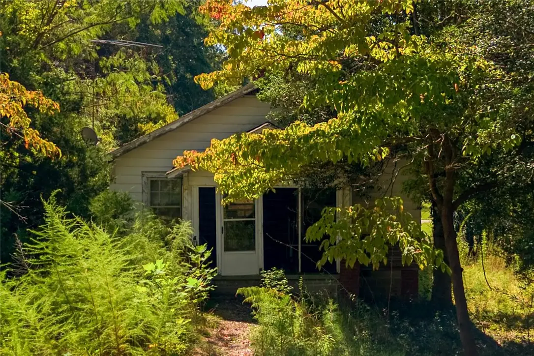 307 W. South 2nd Street, Seneca, SC 29678 - #1