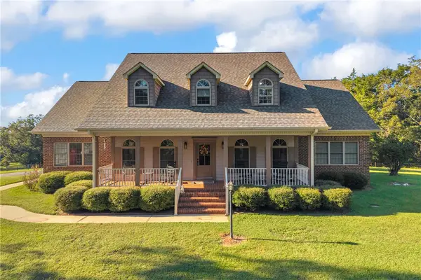 366 Sonlit Way, Seneca, SC 29672