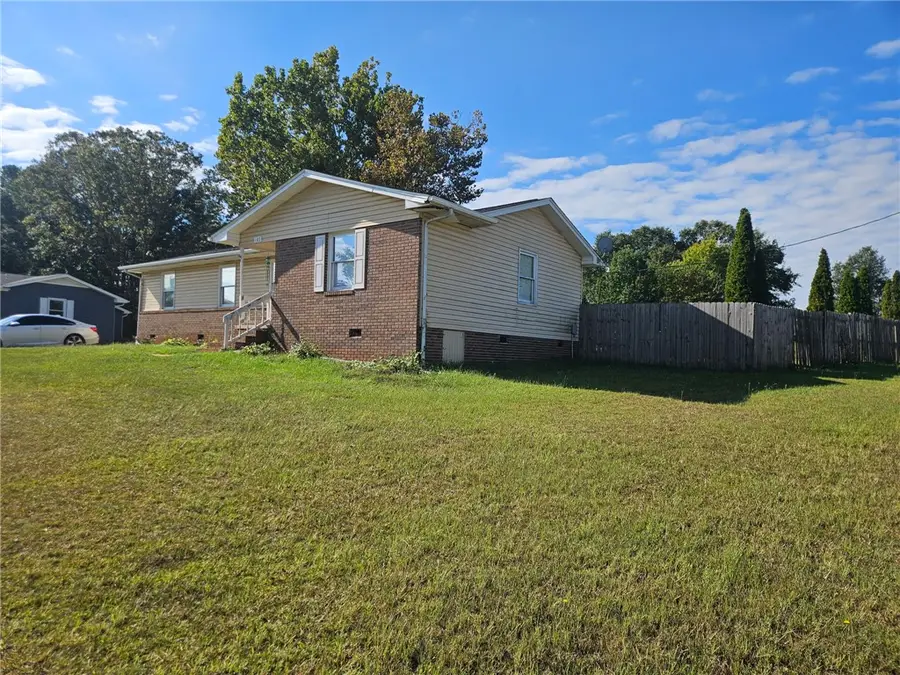 100 Quail Ridge Road, Seneca, SC 29678 - #3