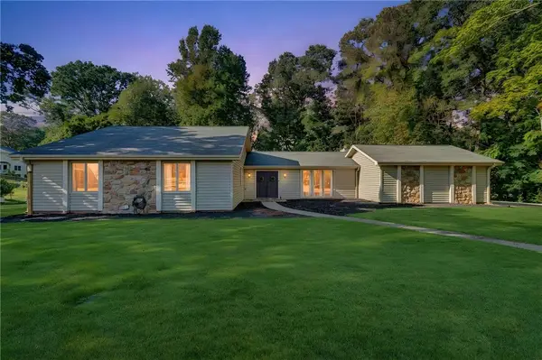 104 W Croydon Court, Easley, SC 29642