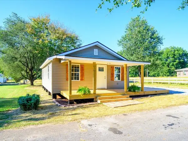 206 Rowland Street, West Union, SC 29696
