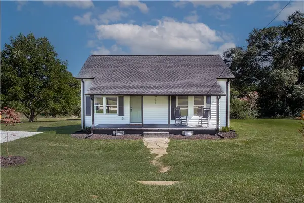 105 E Beattie Street, Liberty, SC 29657