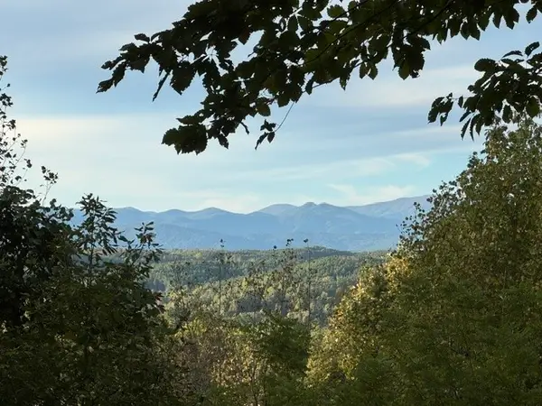 543 Cliffs Vista Parkway, Six Mile, SC 29682