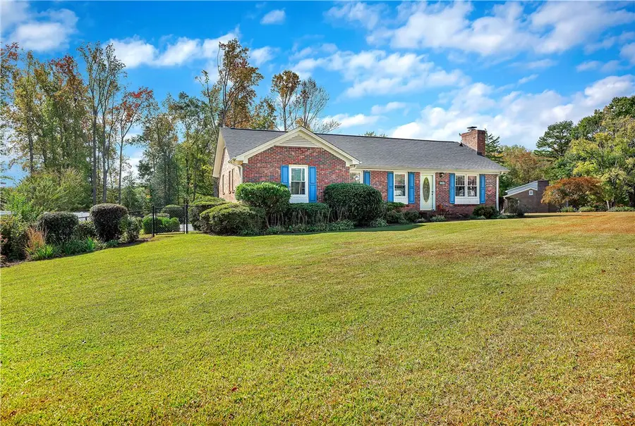 105 Walter Street, Easley, SC 29642 - #3