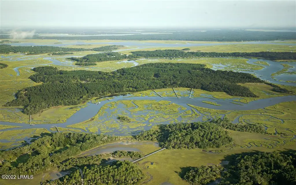 52 Old Smugglers Wharf Road, Saint Helena Island, SC 29920 - Image #1