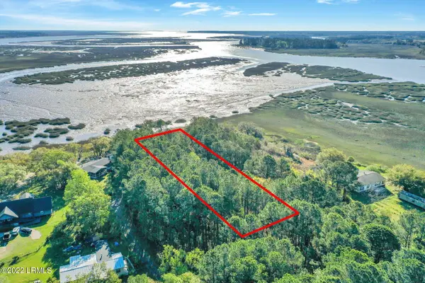 40 Creekmoor Lane, Seabrook, SC 29940