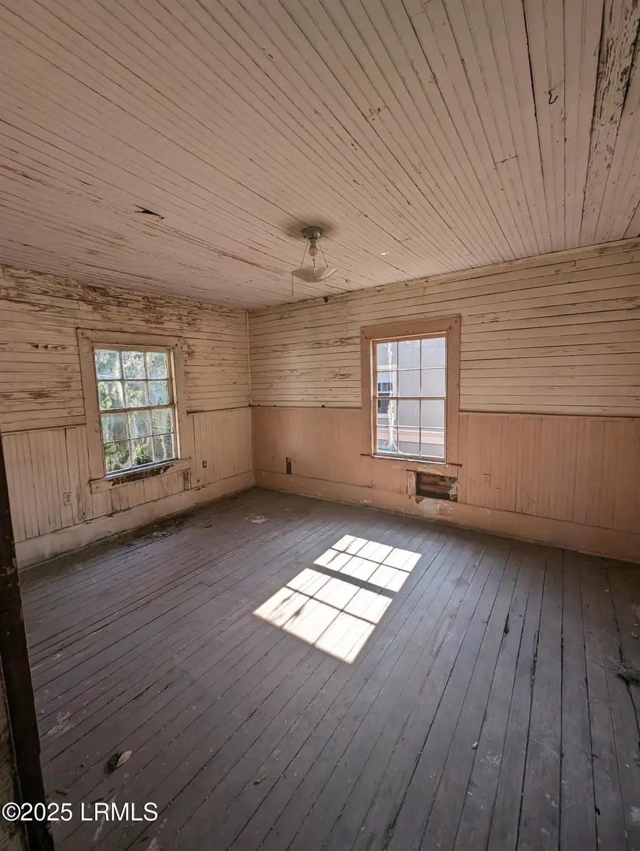 931 9th Street, Port Royal, SC 29935 - Image #2