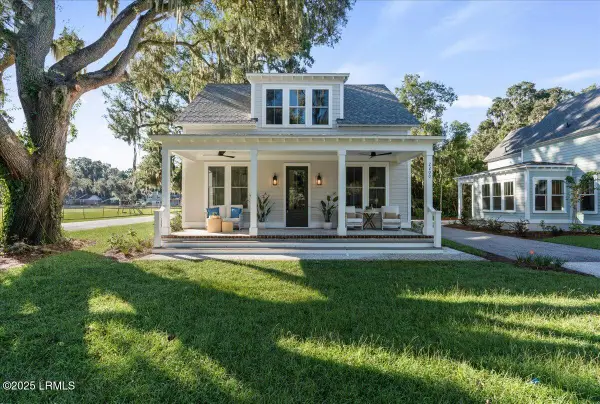 2200 National Street, Beaufort, SC 29902