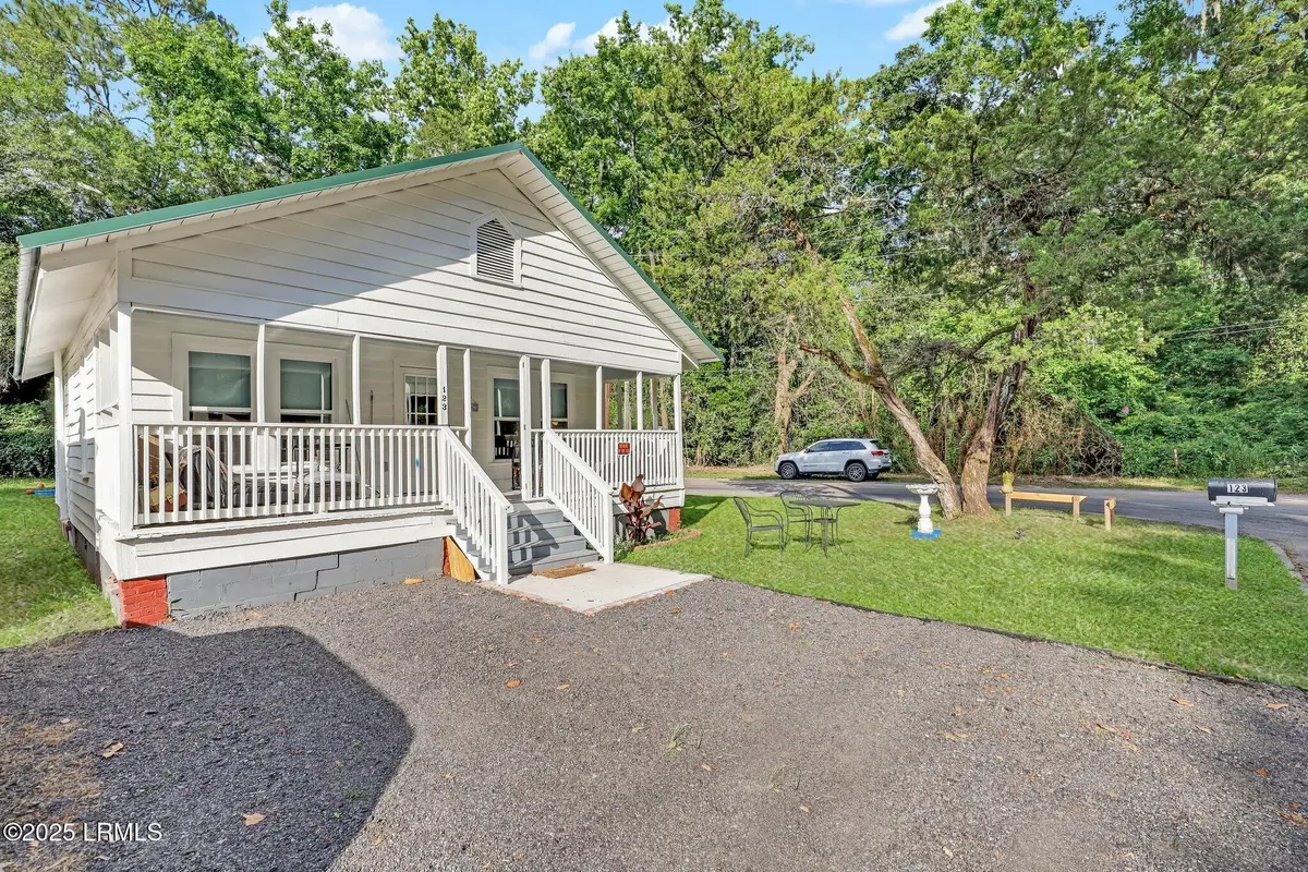 123 Moore Street, Walterboro, SC 29488 - Image #1