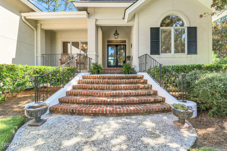 21 Strawberry Hill Road, Hilton Head Island, SC 29928 - Image #3