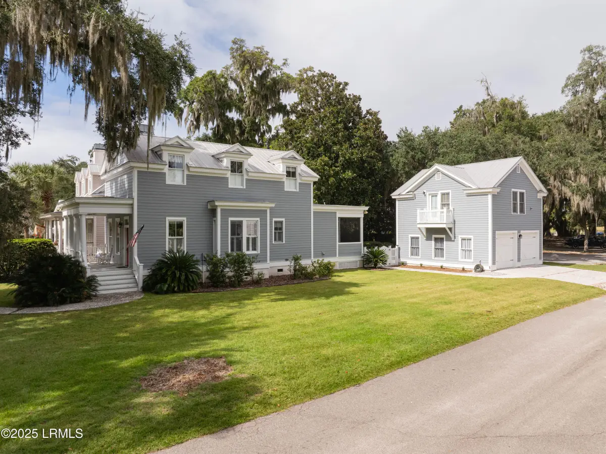 16 Sheridan Road, Beaufort, SC 29907 - Image #1