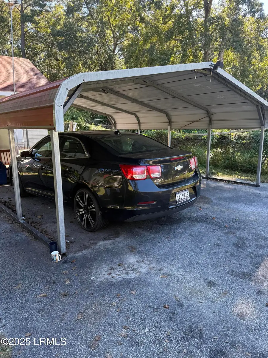 1973 Colonial Avenue, Beaufort, SC 29906 - Image #2