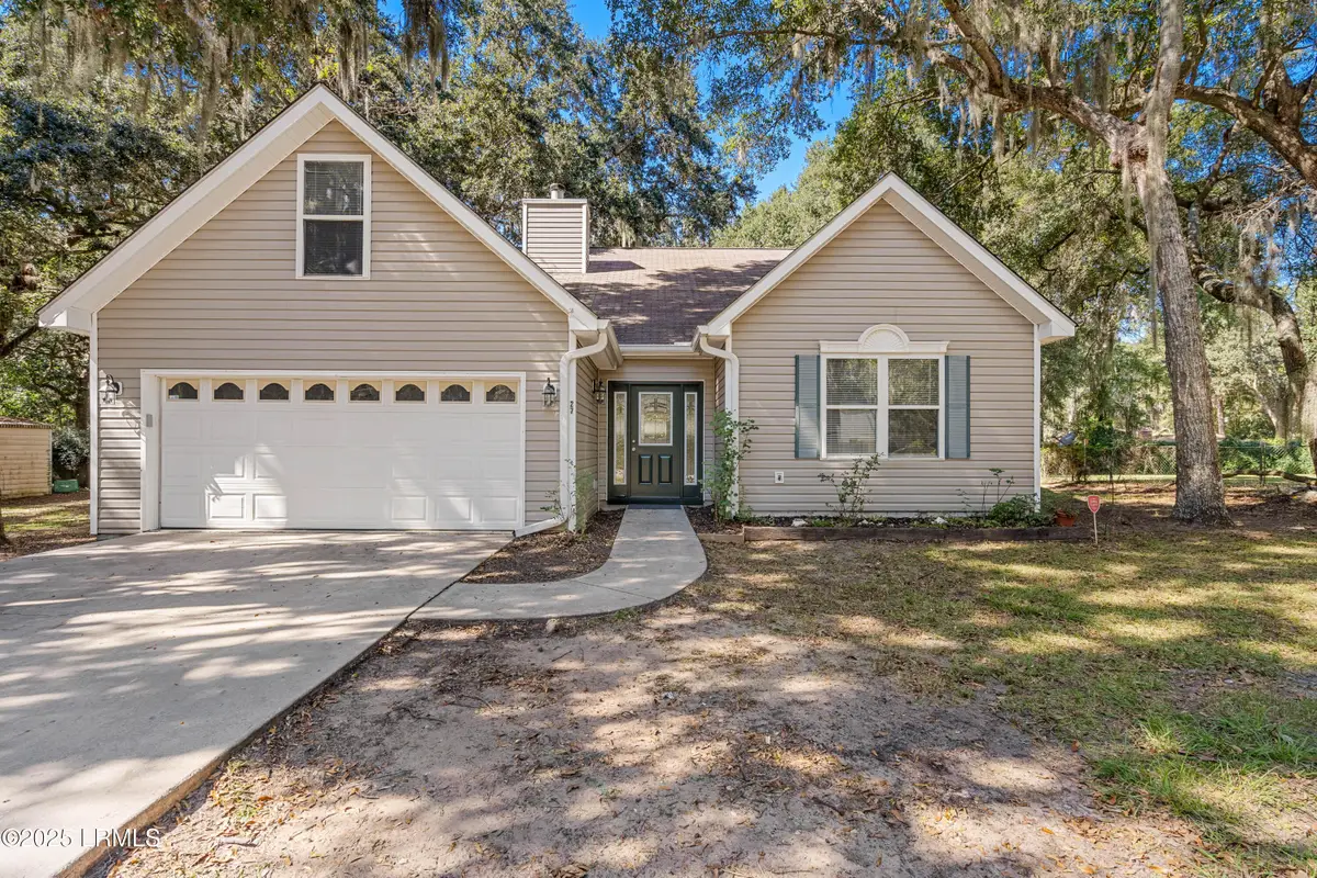 27 Ashley Drive, Beaufort, SC 29907 - Image #1