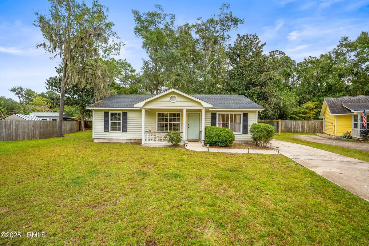 28 Ridenour Place, Port Royal, SC 29935 - Image #1