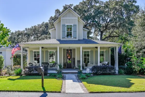 404 Commons Circle, Beaufort, SC 29902