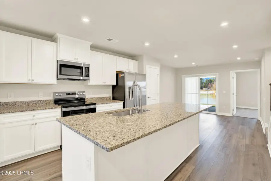 108 Pebble Circle, Ridgeland, SC 29936 - Image #2