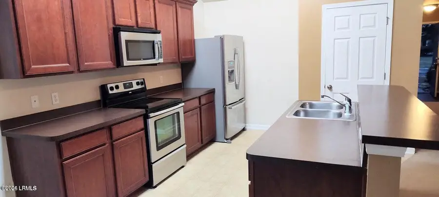 17 Harbison Place, Beaufort, SC 29906 - Image #2