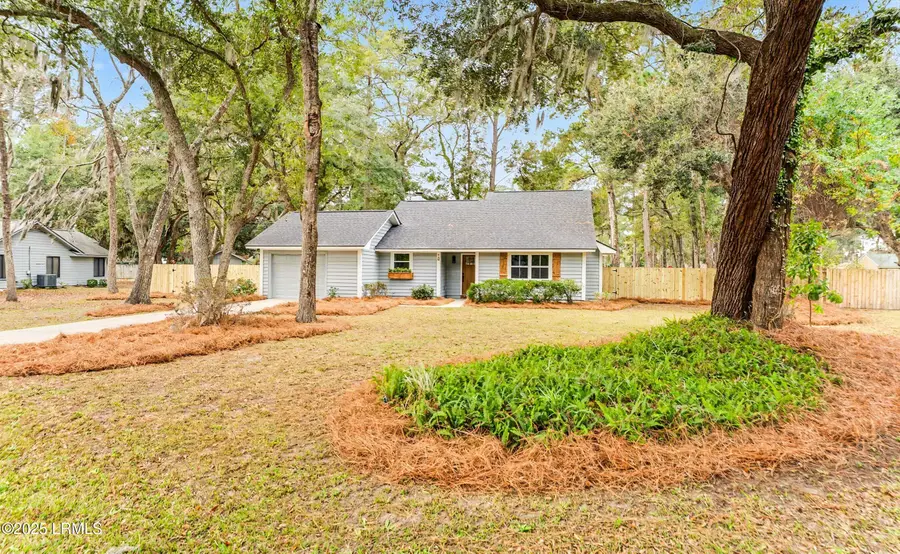 10 Chesterfield Lake Drive, Beaufort, SC 29906 - Image #3