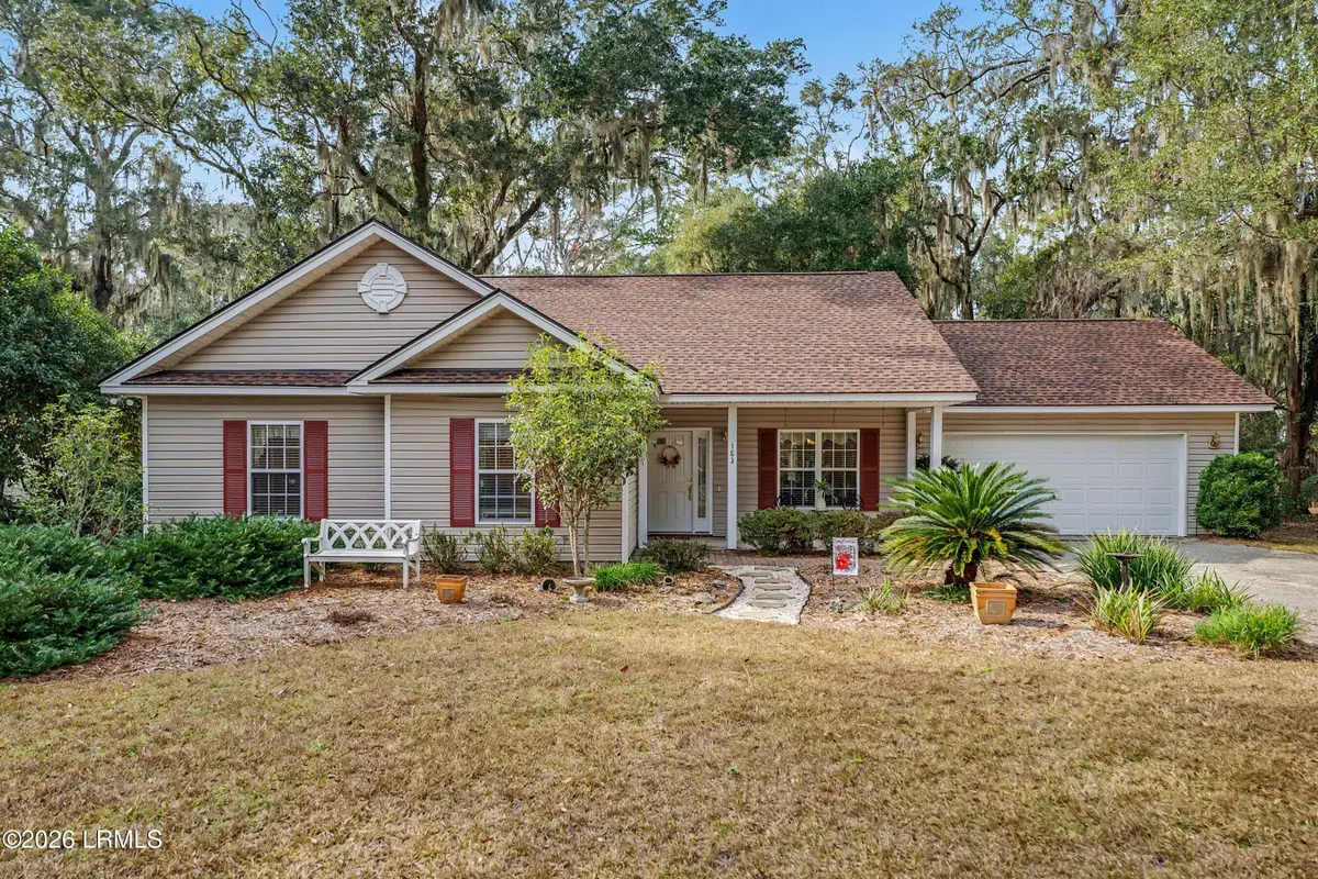 183 Brickyard Point Road S, Beaufort, SC 29907 - Image #1