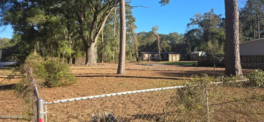 42 Grays Hill Acres, Beaufort, SC 29906 - Image #2