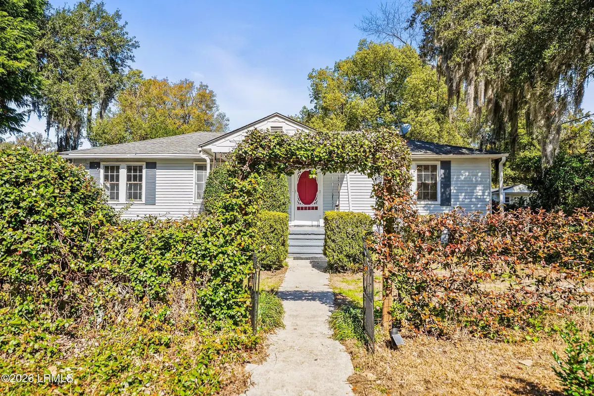 923 La Chere Street, Beaufort, SC 29902 - #1