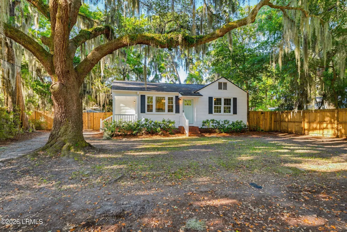 1106 Woodward Avenue, Beaufort, SC 29902 - #1