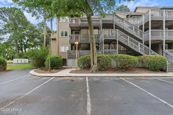 50 Yacht Cove Drive #220, Hilton Head Island, SC 29928