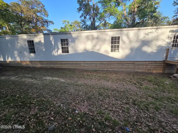 126 Bonaire Circle S, Beaufort, SC 29906