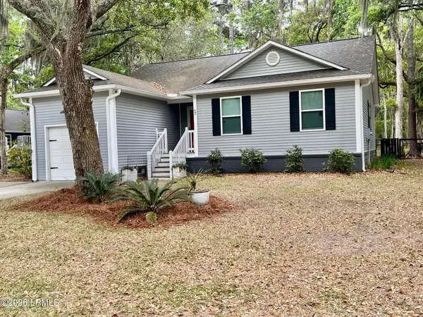7 Canopy Lane, St. Helena Island, SC 29920