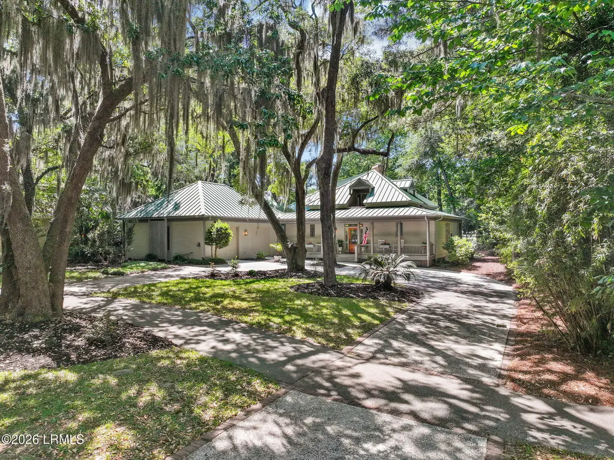 614 Island Circle E, Saint Helena Island, SC 29920 - #1