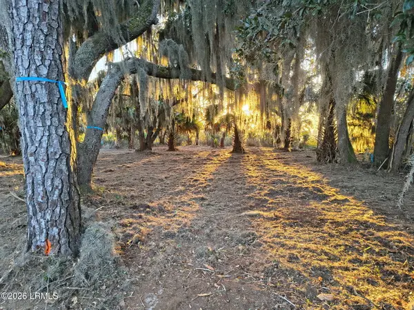 510 Broad River Drive, Beaufort, SC 29906