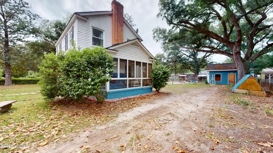 408 Thompson Street, Walterboro, SC 29488 - #3
