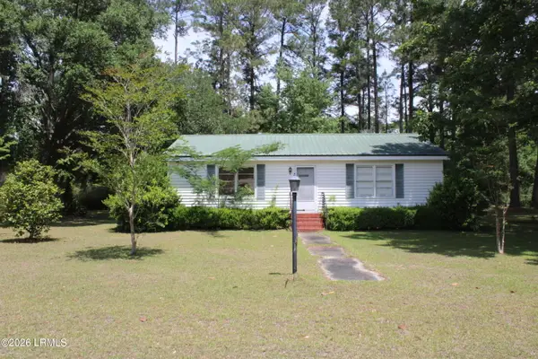 1041 4th Street E, Estill, SC 29918