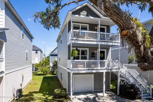 8 Island Breeze Lane, Beaufort, SC 29907