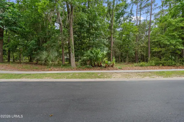 252 De La Gaye Point, Beaufort, SC 29902