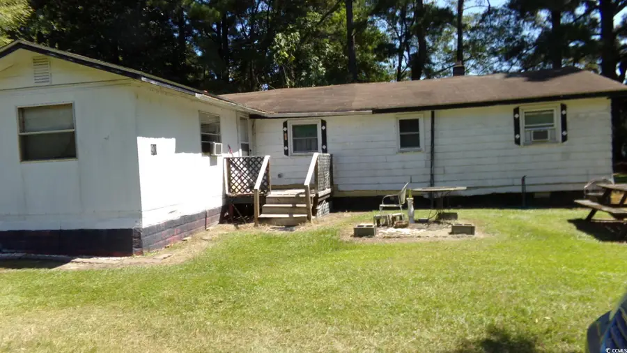 90 Oak Tree St, Hallsboro, NC 28442 - Image #2