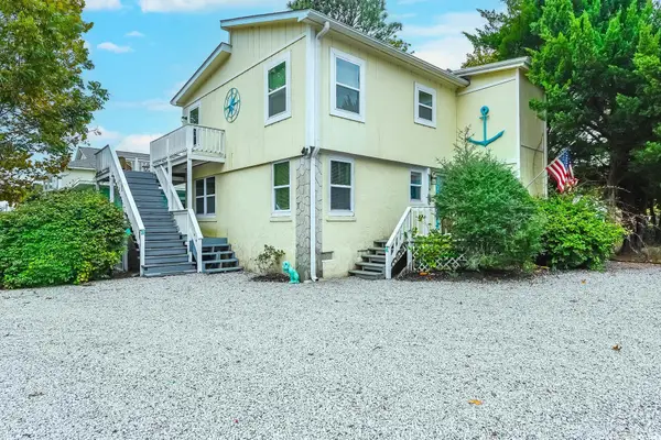 609 15th Ave. S, North Myrtle Beach, SC 29582