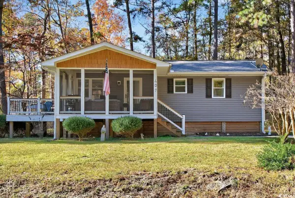407 Sandlewood Dr. Nw, Calabash, SC 28467