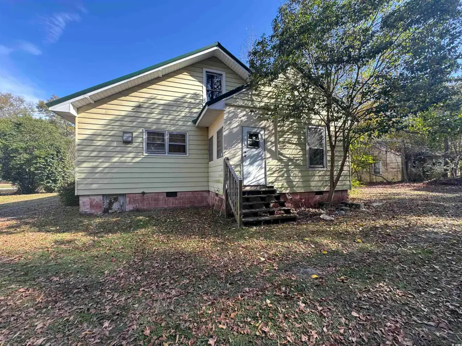 602 S Leesburg St, Hartsville, SC 29550 - Image #2