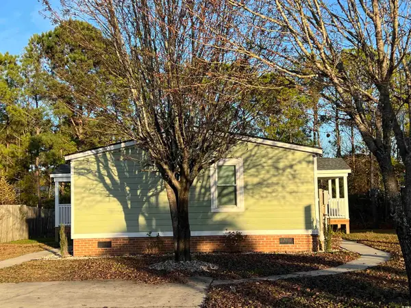 4382 Bayberry Dr., Little River, SC 29566