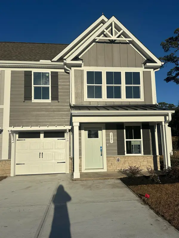 1301 Pleasant View Dr #A, North Myrtle Beach, SC 29582